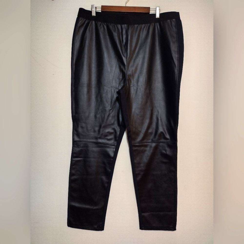 💥NWOT 18/20 Roman's faux leather pants
